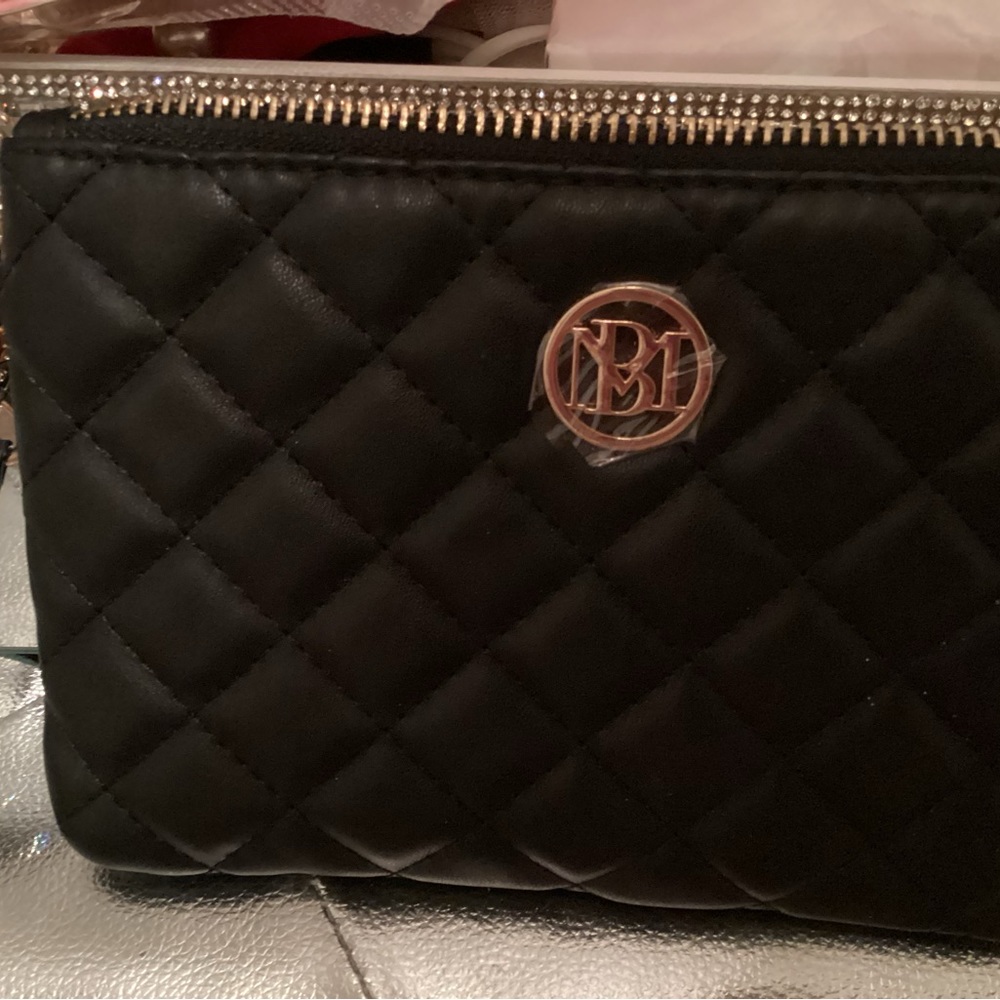 Beautiful designer makeup case - Picture 2 of 7